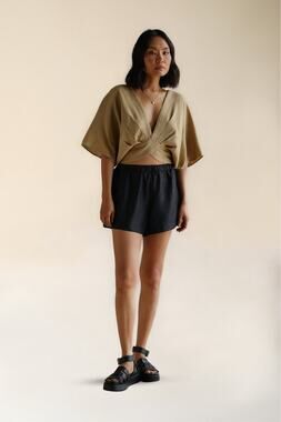 Fara 100% Silk Black Mini Pull On Shorts Small